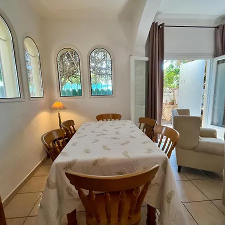 Vila Les Pins Dores Antibes